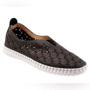 Bueno| Daisy Slip On Leather Shoes